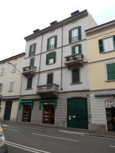 Foto dalla galleria di meschihouse - Da Vinci 35 a Lecco Altre 29 foto