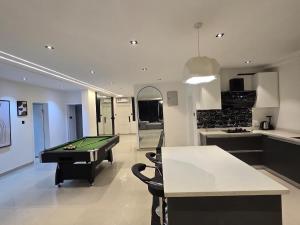 Kuchyň nebo kuchyňský kout v ubytování Frankfort