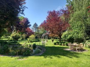 Fotografie z fotogalerie ubytování La Fontaine d'Inville v destinaci Graincourt-lès-Havrincourt + 15 fotografií