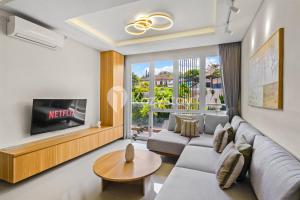 Televisyen dan/atau pusat hiburan di Sorwen by Kozystay - Bandung