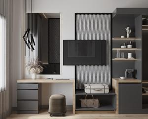 een kamer met een computerbureau en een monitor bij Kaf Mount Erciyes in Hacılar