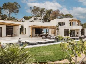 Πισίνα στο ή κοντά στο Serendi Villas