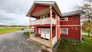 El edificio en el que está la casa de vacaciones