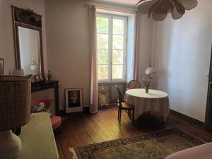 Φωτογραφία από το άλμπουμ του Villa Séquoia - Chambre calme et intime - SDB privée WC séparé σε Bazas