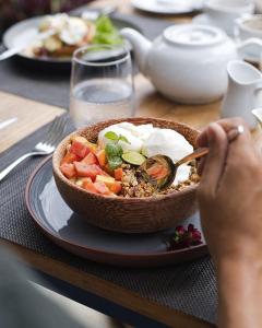 Jídlo v penzionu nebo okolí