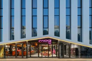 a rendering of the front of a building at Moxy Alfragide Lisboa in Alfragide