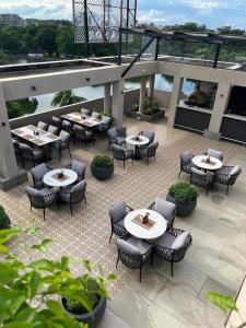 Gallery image of LakeSide Manor in Jāmb