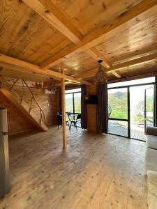 InasharidzeebiCOMFORT Qobu的相册照片