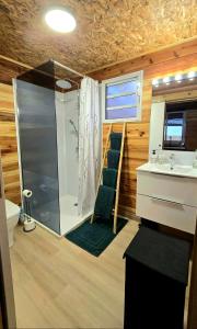 Fotografie z fotogalerie ubytování Les Chalets du Morne v destinaci Saint-Joseph + 4 fotografie