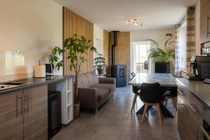 Η κουζίνα ή μικρή κουζίνα στο Loue chambre chez l'habitant