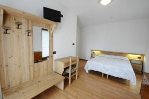 Postel nebo postele na pokoji v ubytování Santorsola Relax Hotel + 95 fotografií