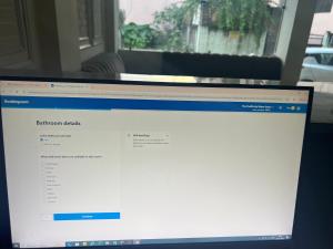 TV a/nebo společenská místnost v ubytování The Pacific By Sitara Stays