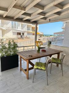 Μπαλκόνι ή βεράντα στο Апартамент золотой Бугаз Грибовка колоски +34 φωτογραφίες