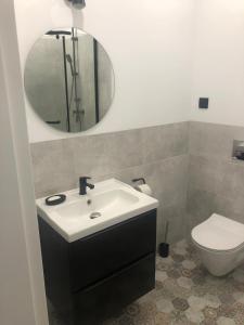 Ένα μπάνιο στο Cosy Sacz