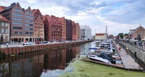 Udsigt til en flod der løber i nærheden af lejligheden