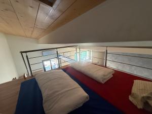 Voodi või voodid majutusasutuse Havre de paix les pieds dans l eau toas