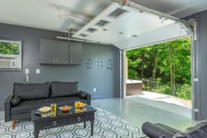 Πισίνα στο ή κοντά στο Lake Lure