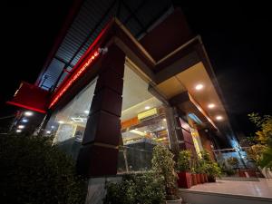 Το κτήριο όπου στεγάζεται  το ξενοδοχείο