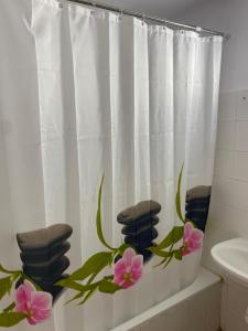 Photo de la galerie de l'établissement Large guest apartment in Mitzpe Ramon, à Mitzpe Ramon