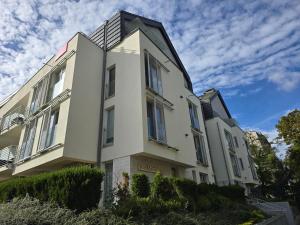 Tòa nhà nơi căn hộ tọa lạc