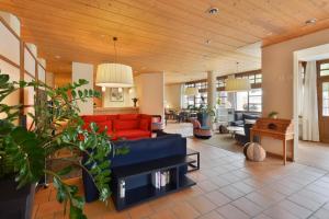 Istumisnurk majutusasutuses Hotel Krone Lenk