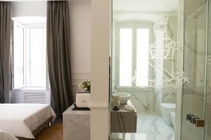 Gallery image of Via Chiodo Luxury Rooms in La Spezia