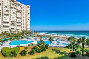 Hồ bơi trong/gần Edgewater Beach Resort 602 Destin (Condo)