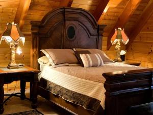 MontervilleにあるCozy Suite Perfect for a Romantic Getaway in West Virginiaのギャラリーの写真 +16枚の写真