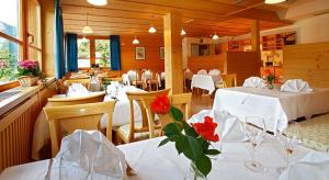 Restaurace v ubytování Hotel Meisules
