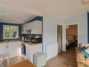 Η κουζίνα ή μικρή κουζίνα στο The Roost