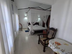 Gallery image of Ocean of Life in Induruwa