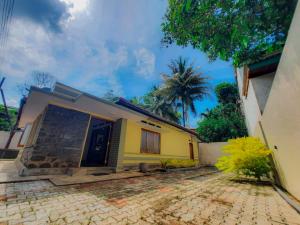 Budova, kde se vila nachází