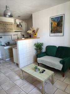 Kuchyň nebo kuchyňský kout v ubytování Jolie petite maison idéalement située