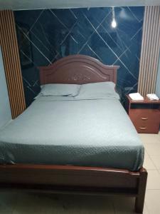 Ένα ή περισσότερα κρεβάτια σε δωμάτιο στο Hotel tower one