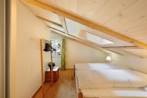 Voodi või voodid majutusasutuse Hotel-Restaurant zum Gade toas