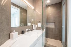 Koupelna v ubytování Rum Point Resort 207