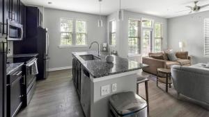 Kuchyň nebo kuchyňský kout v ubytování Landing Apartments Charleston - Summerville
