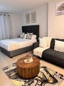 Postel nebo postele na pokoji v ubytování Short right corner + 9 fotografií