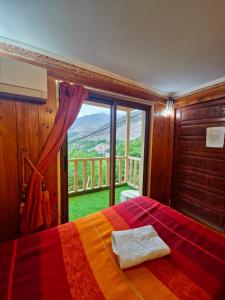 Una cama o camas en una habitación de Riad Atlas Prestige 11 fotos más