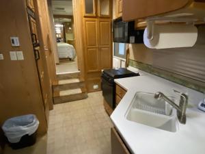 Gallery image of Platte-Camper in Woods w/FirePit & Hot Tub Access in Benzonia