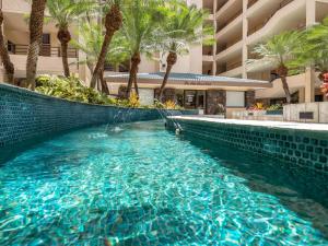 Swimmingpoolen hos eller tæt på Polo Beach Club 609