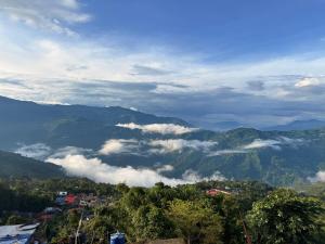 Phong cảnh thiên nhiên gần chỗ nghỉ nhà dân