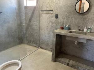 Bilik mandi di Estância Malucos do Vale