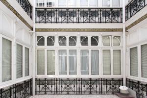 Afbeelding uit fotogalerij van Apartamentos Quintero in Sevilla