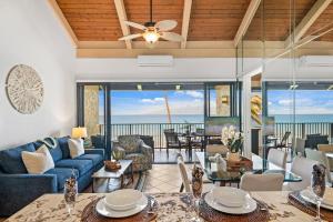 Χώρος καθιστικού στο Papakea L402 · PK L402 Rare LUX Oceanfront Views, Pool, Paradise