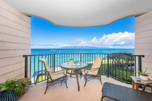 Gallery image of Kahana Reef 201 · KR 201 OceanFront 1BD Condo w Ocean Views Pool in Kahana