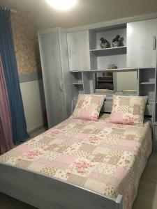 Ліжко або ліжка в номері Villa hortensia
