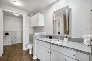 Gallery image of Debut SOCO-non in Austin