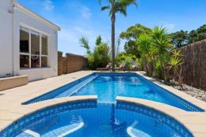 Kolam renang di atau dekat dengan Villa Solare - Pet friendly Retreat with Pool and Spa