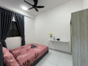 Кровать или кровати в номере NEW Bt Kawan5 2BR Suite-IKEA-UOW KDU-ColumbiaAsia +22 фотографии